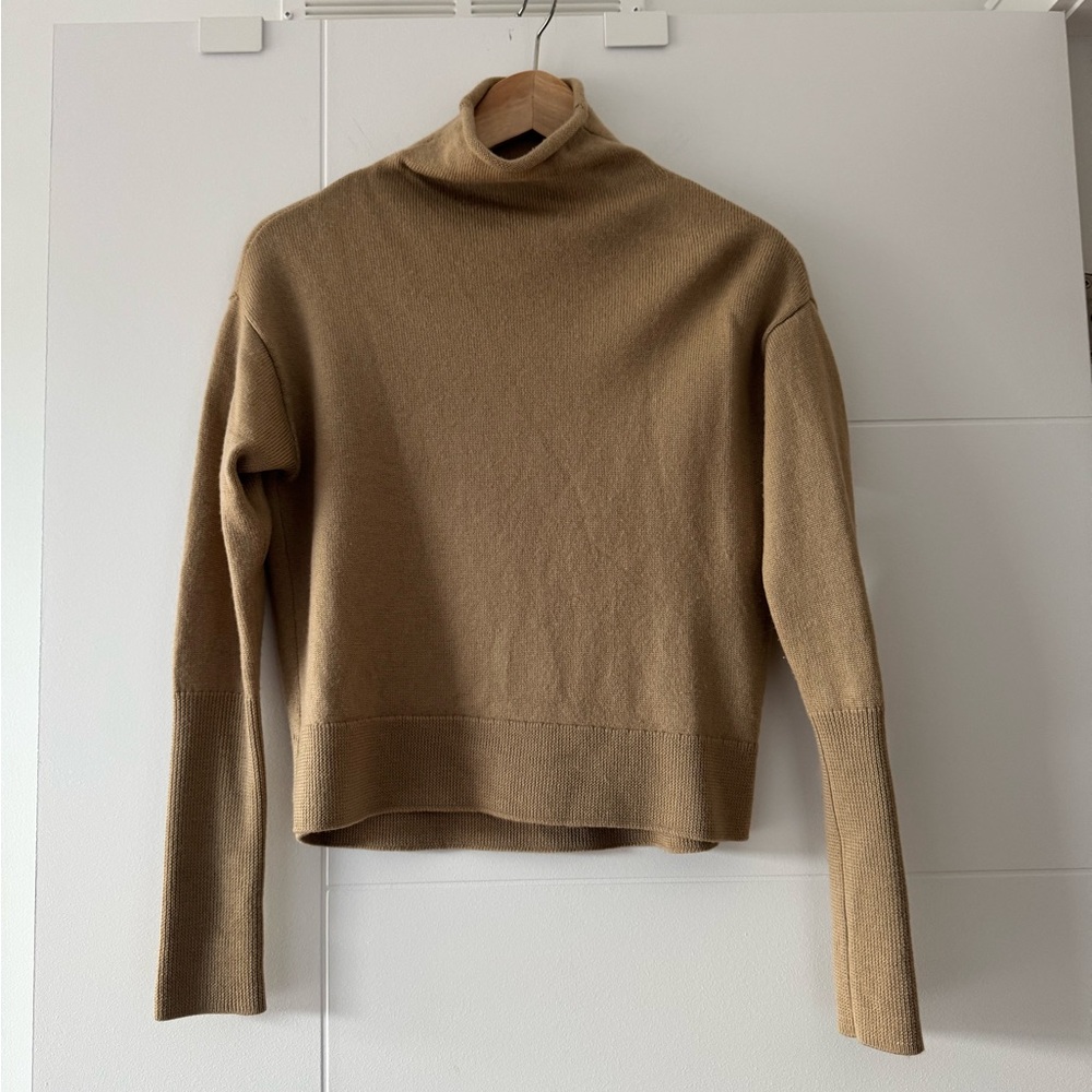 Aritzia Wilfred Cyprie Sweater